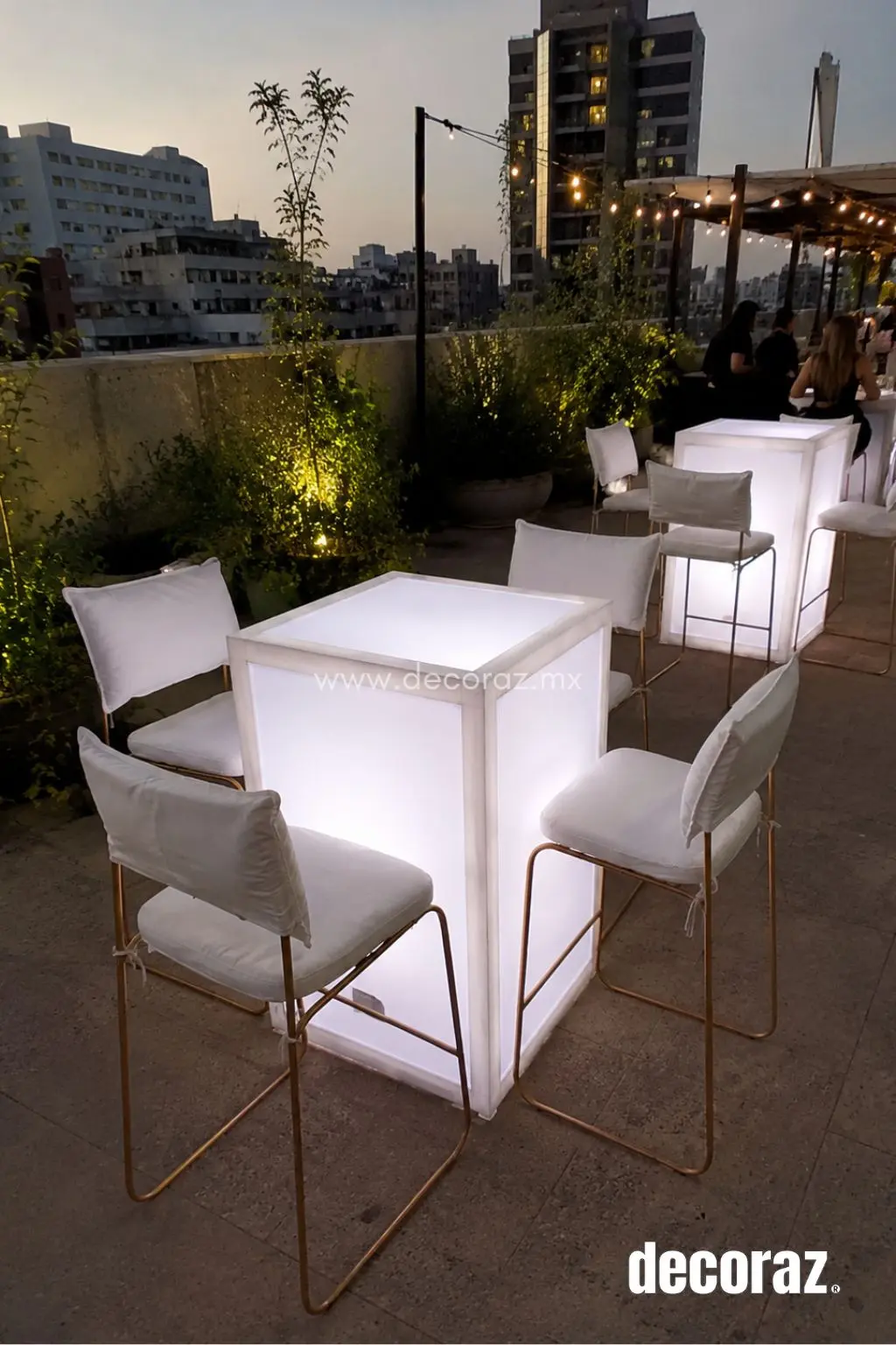 Medidas periquera iluminada LED acrílico mesa 60×60×106 cm banco 40×40×72 cm